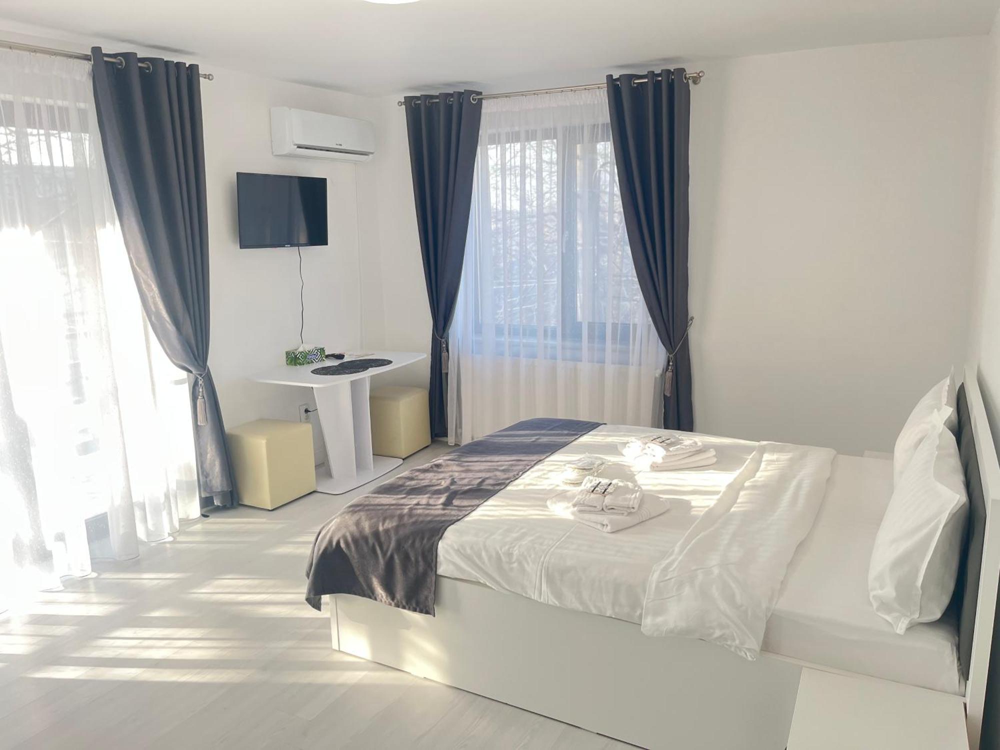 Hotel Palas Grand View Iasi Exteriör bild