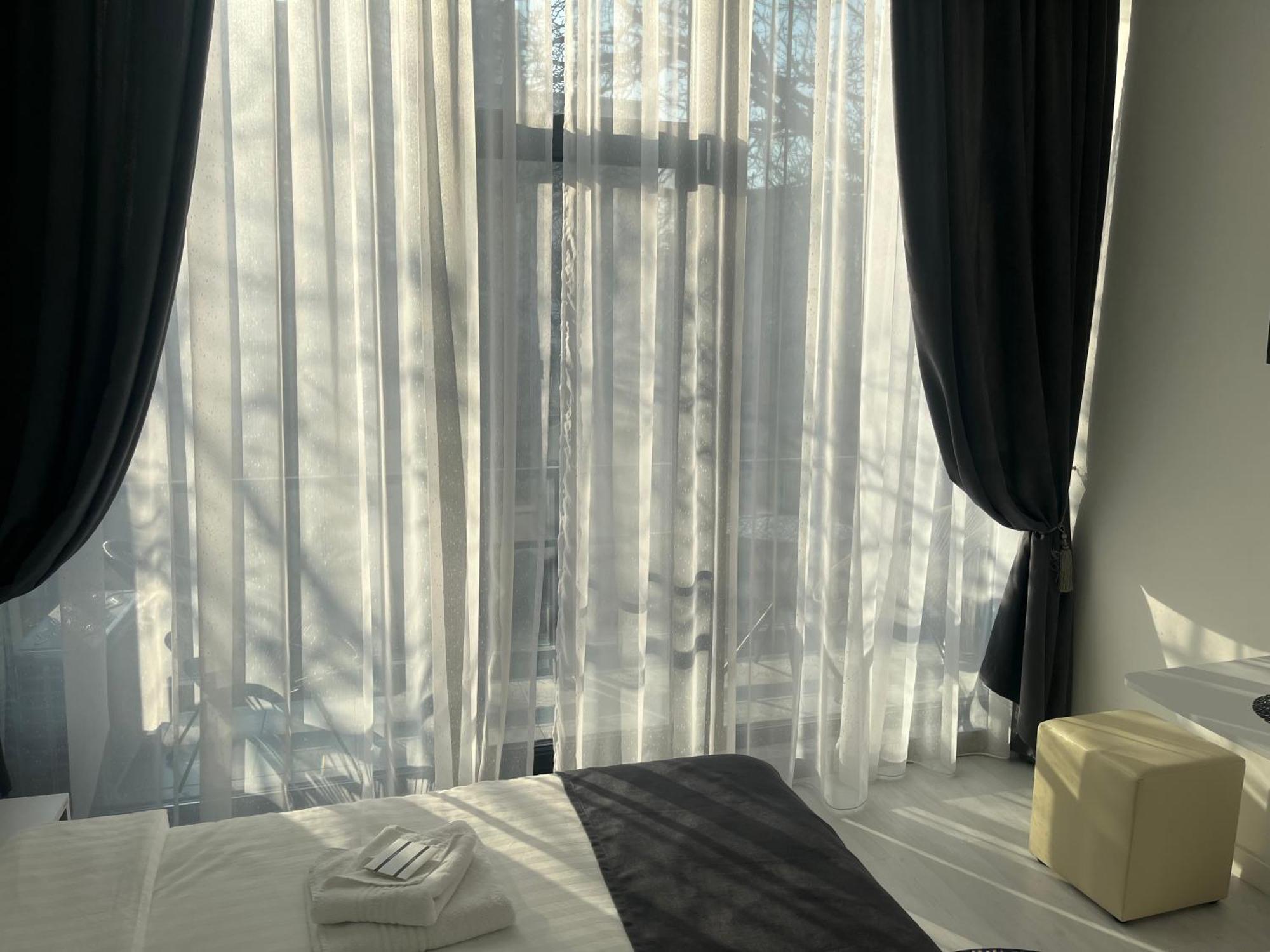 Hotel Palas Grand View Iasi Exteriör bild