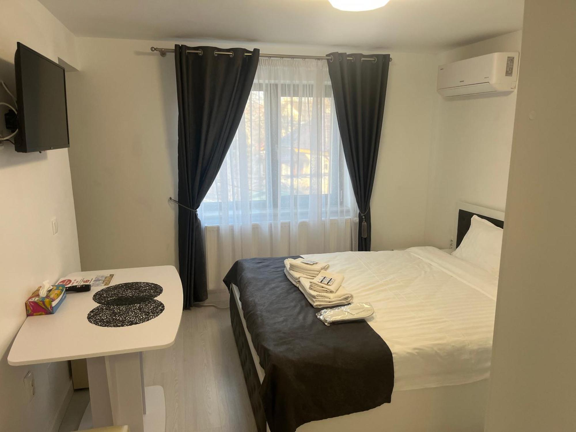 Hotel Palas Grand View Iasi Exteriör bild