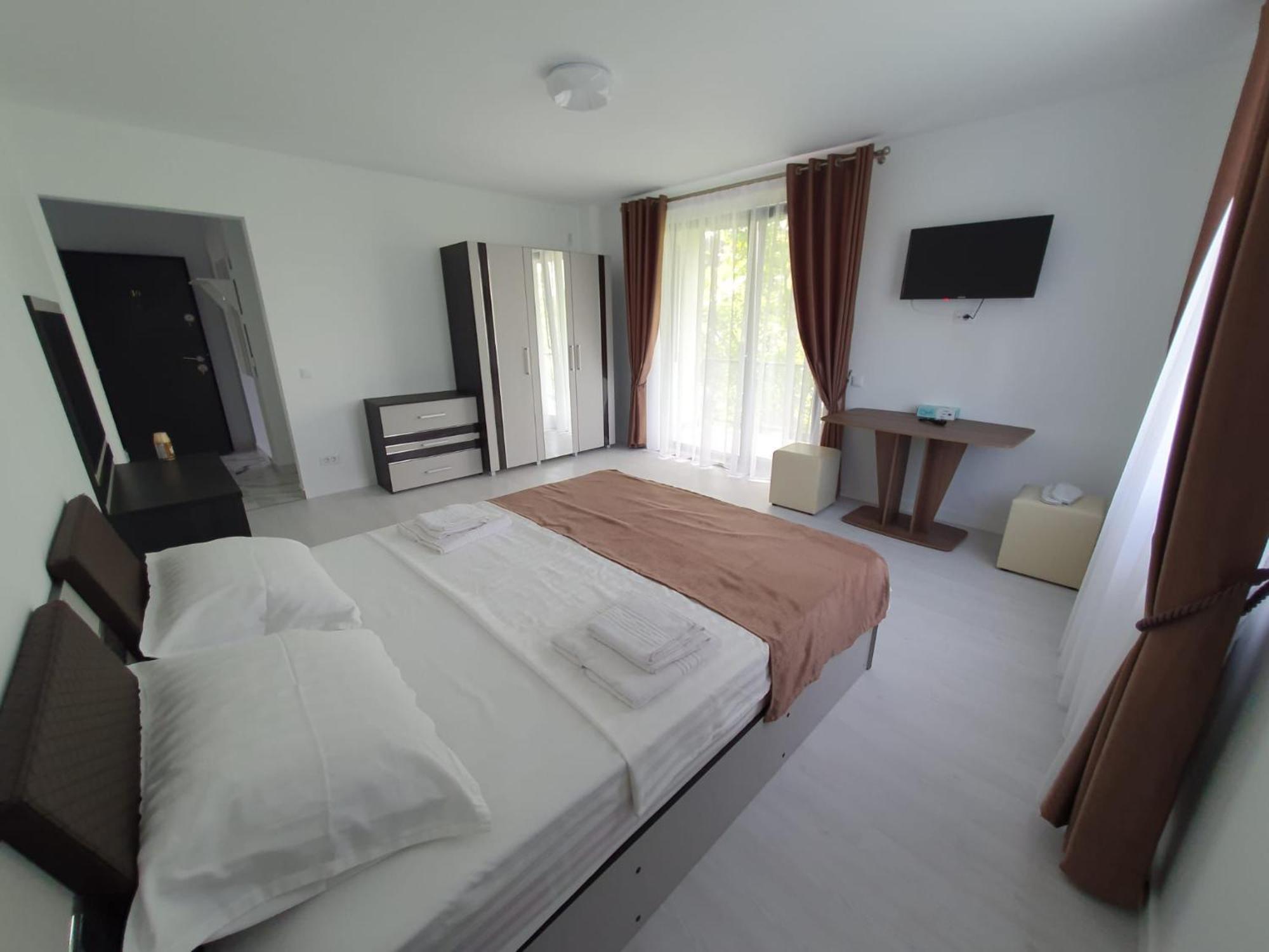 Hotel Palas Grand View Iasi Exteriör bild