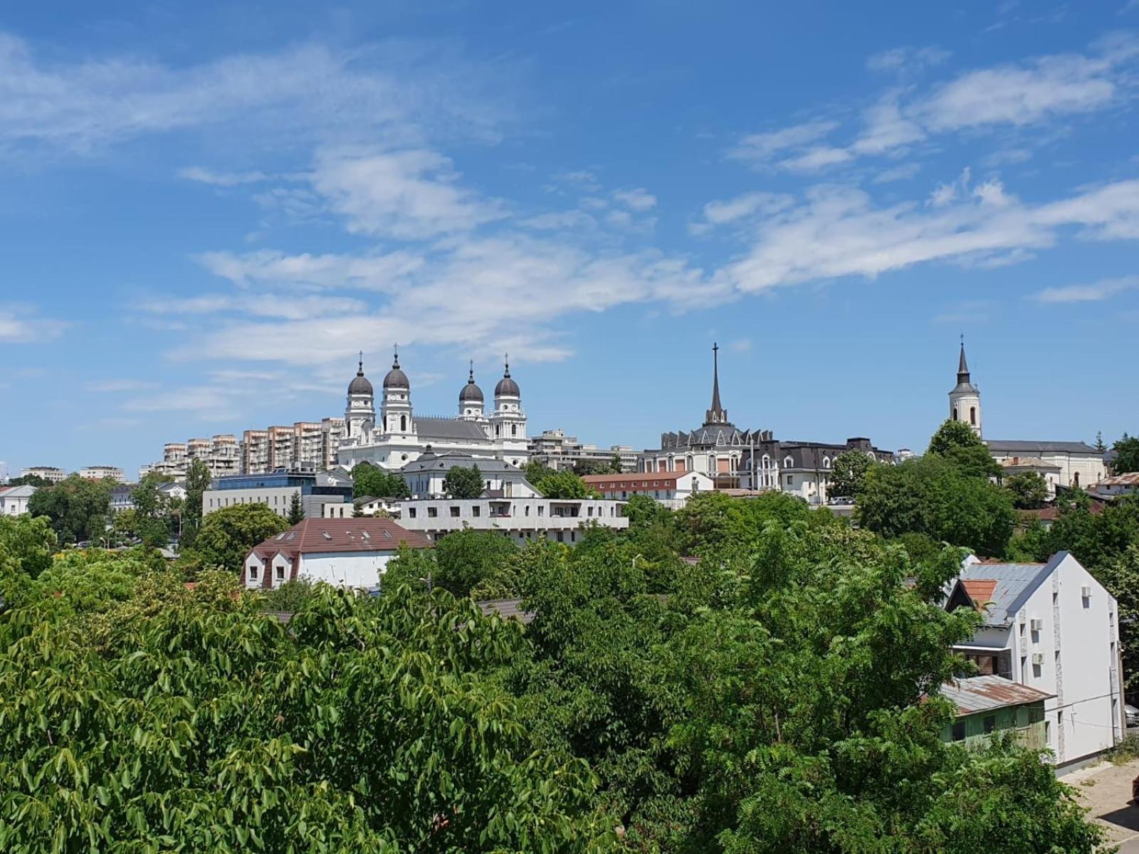 Hotel Palas Grand View Iasi Exteriör bild